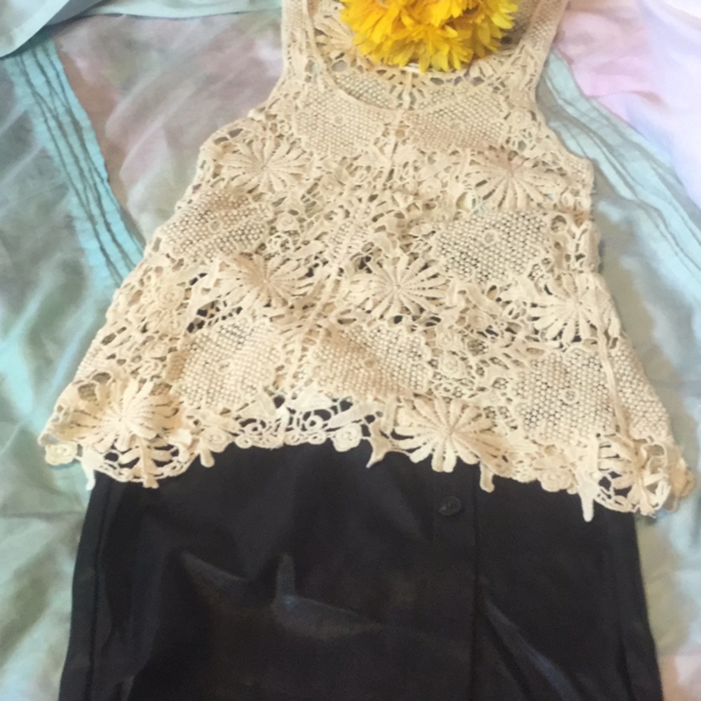 NATURAL CREAM COLOR CROCHET DESIGN TOP - Picture 6 of 8